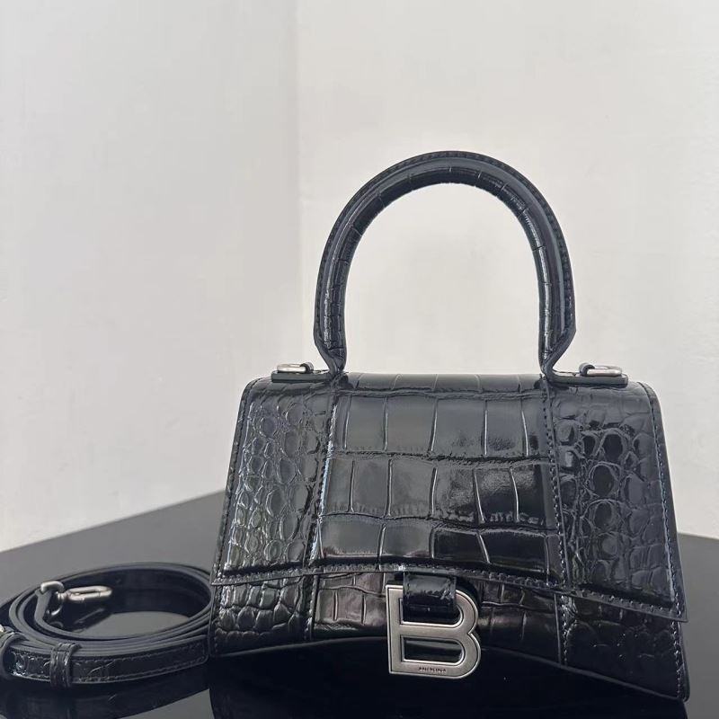 Ba*len*cia*ga hourglass bags